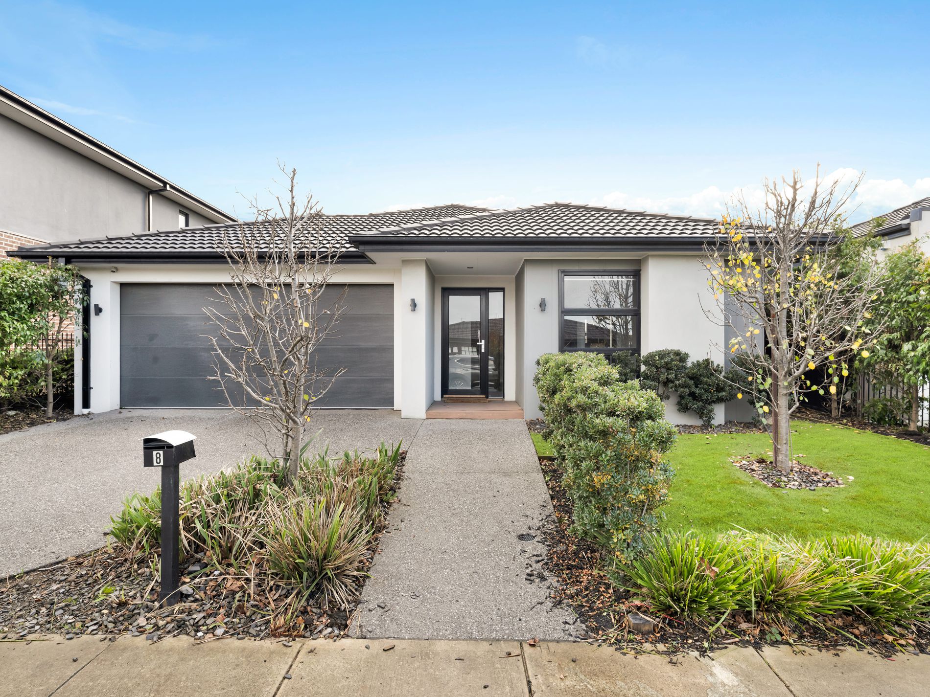 8 Rothesay Ave, Clyde