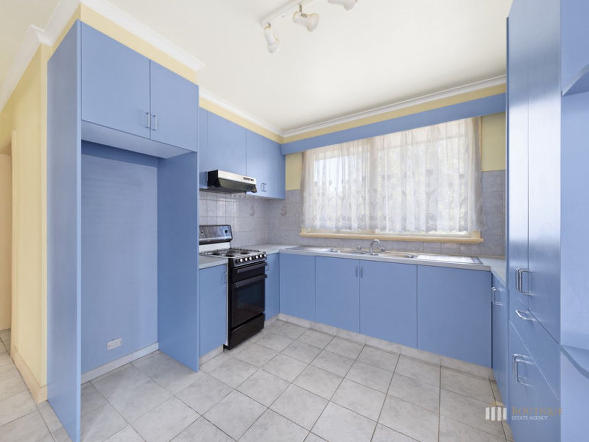164 Eley Road, Burwood East