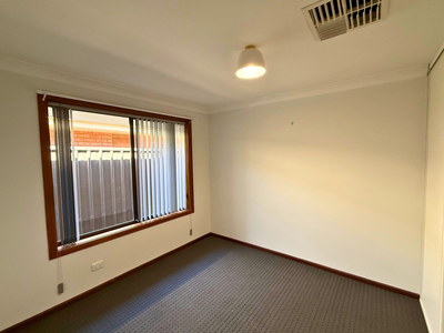 7 Rochester Drive, Salisbury Heights