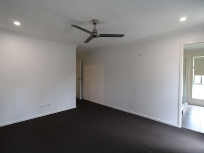 33 Hughes Road East, Dakabin