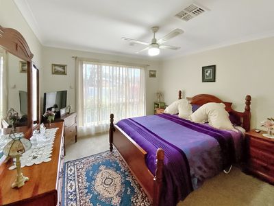 32 Jacaranda Street, Forbes