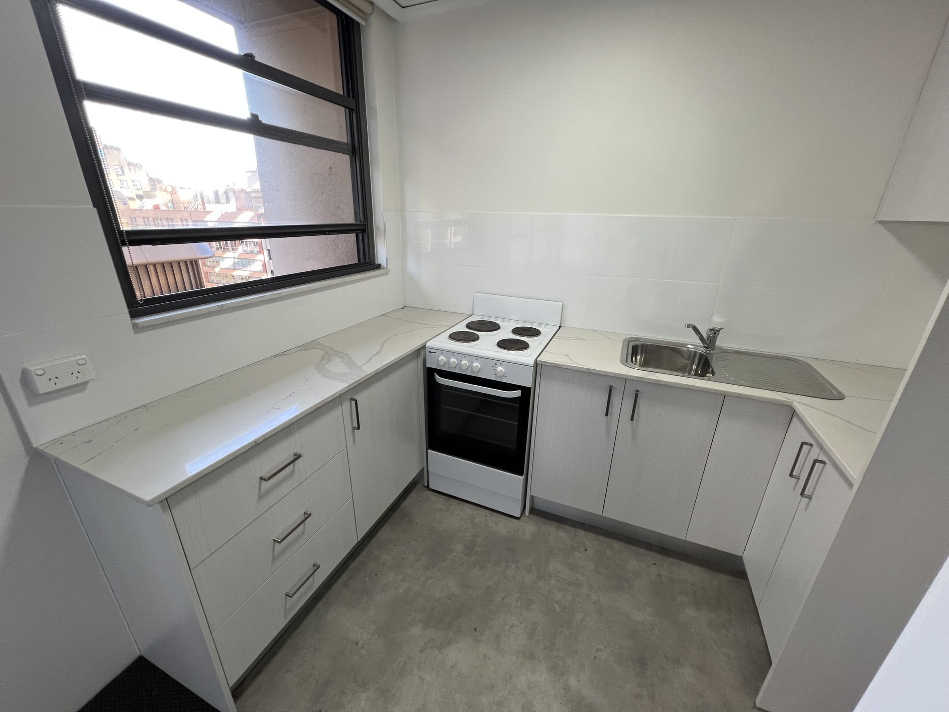 182 / 27 Park Street, Sydney