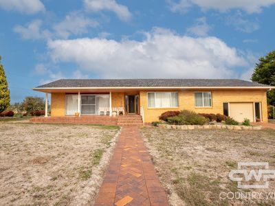 23 Simpson Street, Deepwater