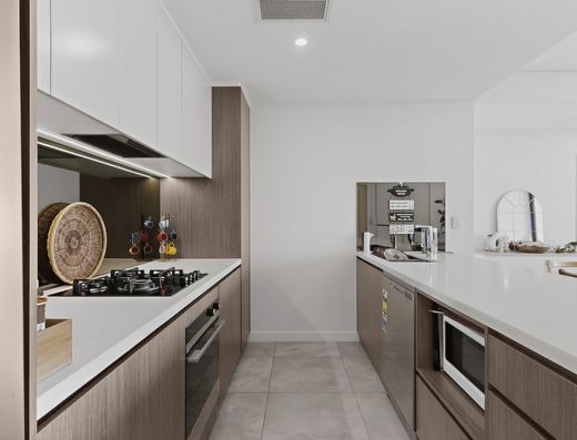 803 / 1 VILLAWOOD PLACE, Villawood