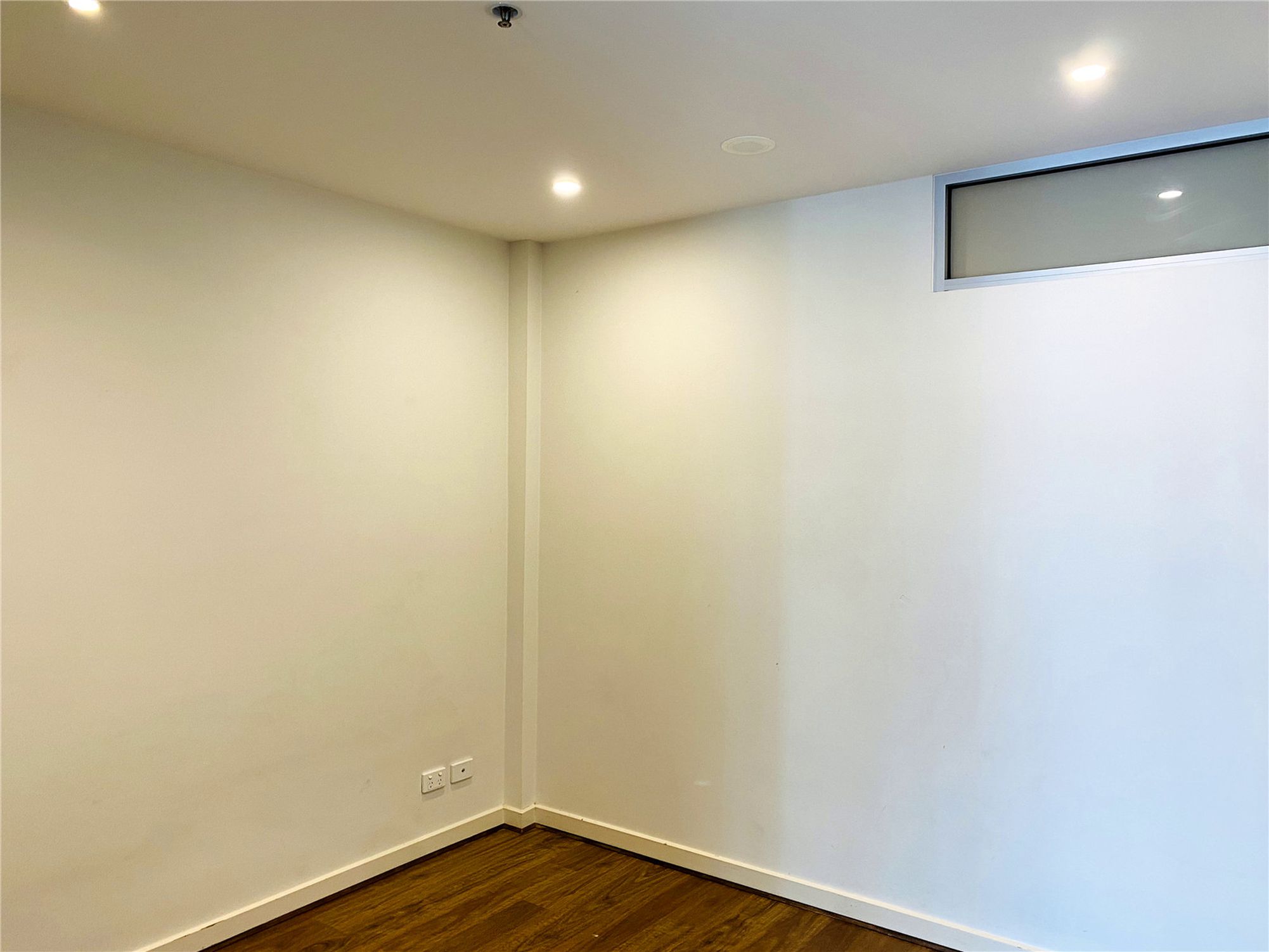 612 / 10 Balfours Way, Adelaide
