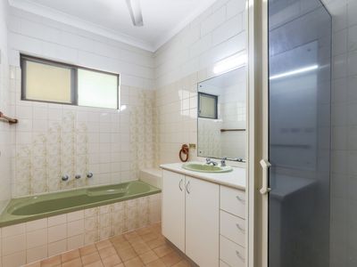 81 Currawong Drive, Howard Springs