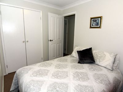 26 King George Parade, Forster