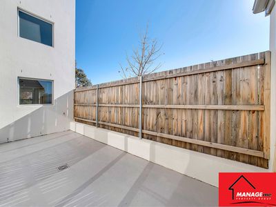 1 TOM NICHOLAS CRESCENT, Forde