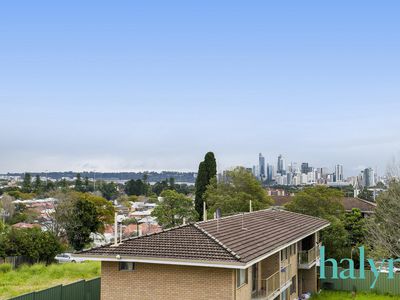 24 / 15 Leonard Street, Victoria Park