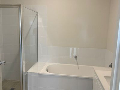 Unit 1 / Lot 522 Loane Circuit, Farley