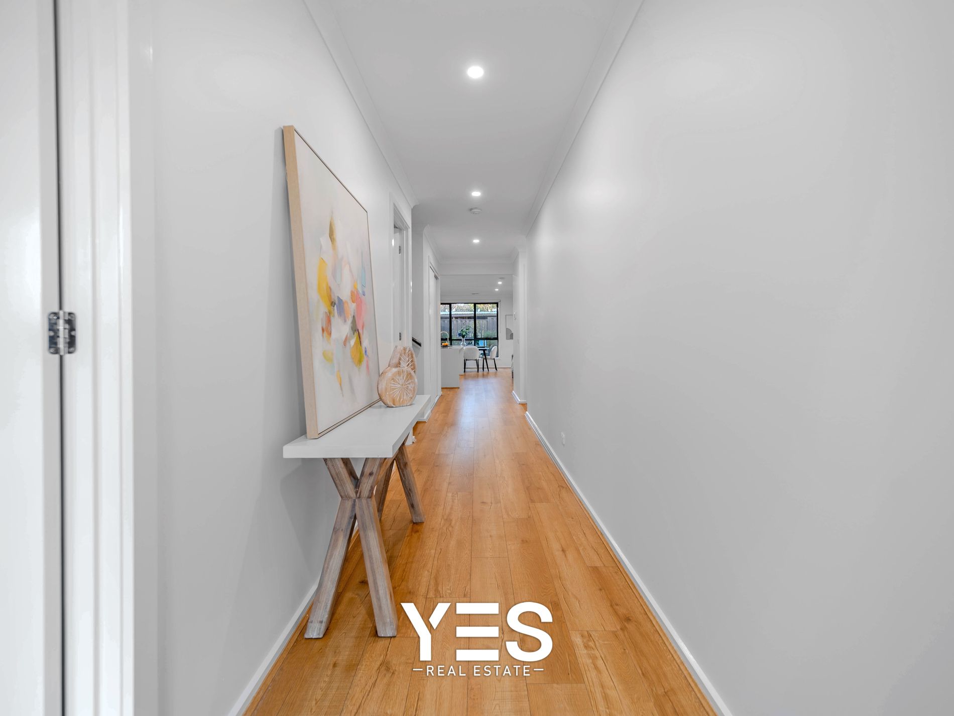 1B Rolstone Court, Narre Warren