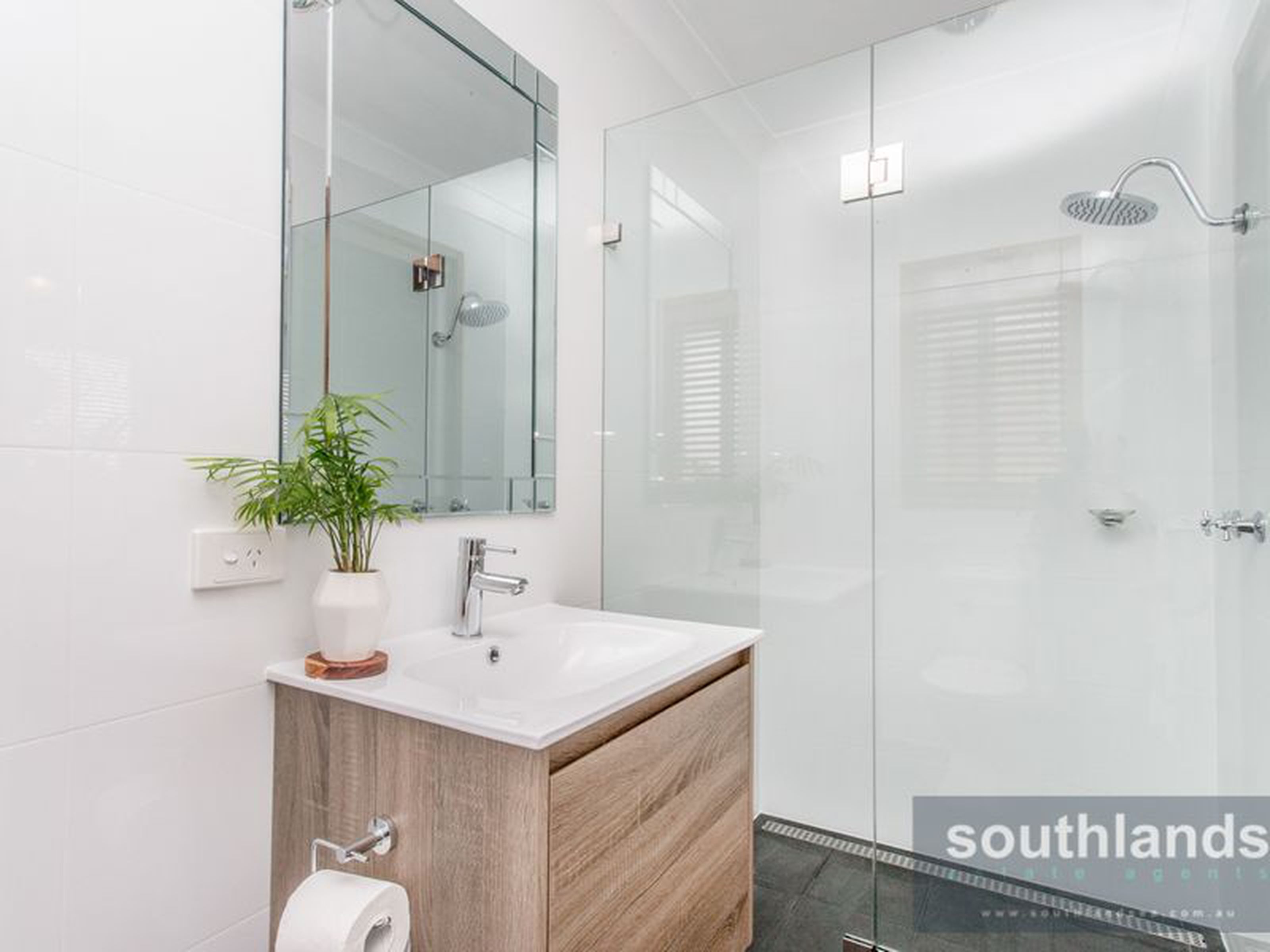 64 Farmview Drive, CRANEBROOK