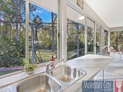 6 Searle Close, Cooranbong