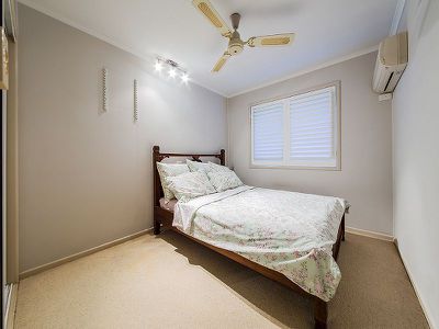 2 Edwin St, Wynnum West