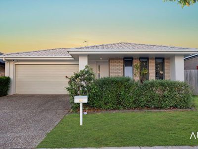 74 Steamer Way, Spring Mountain