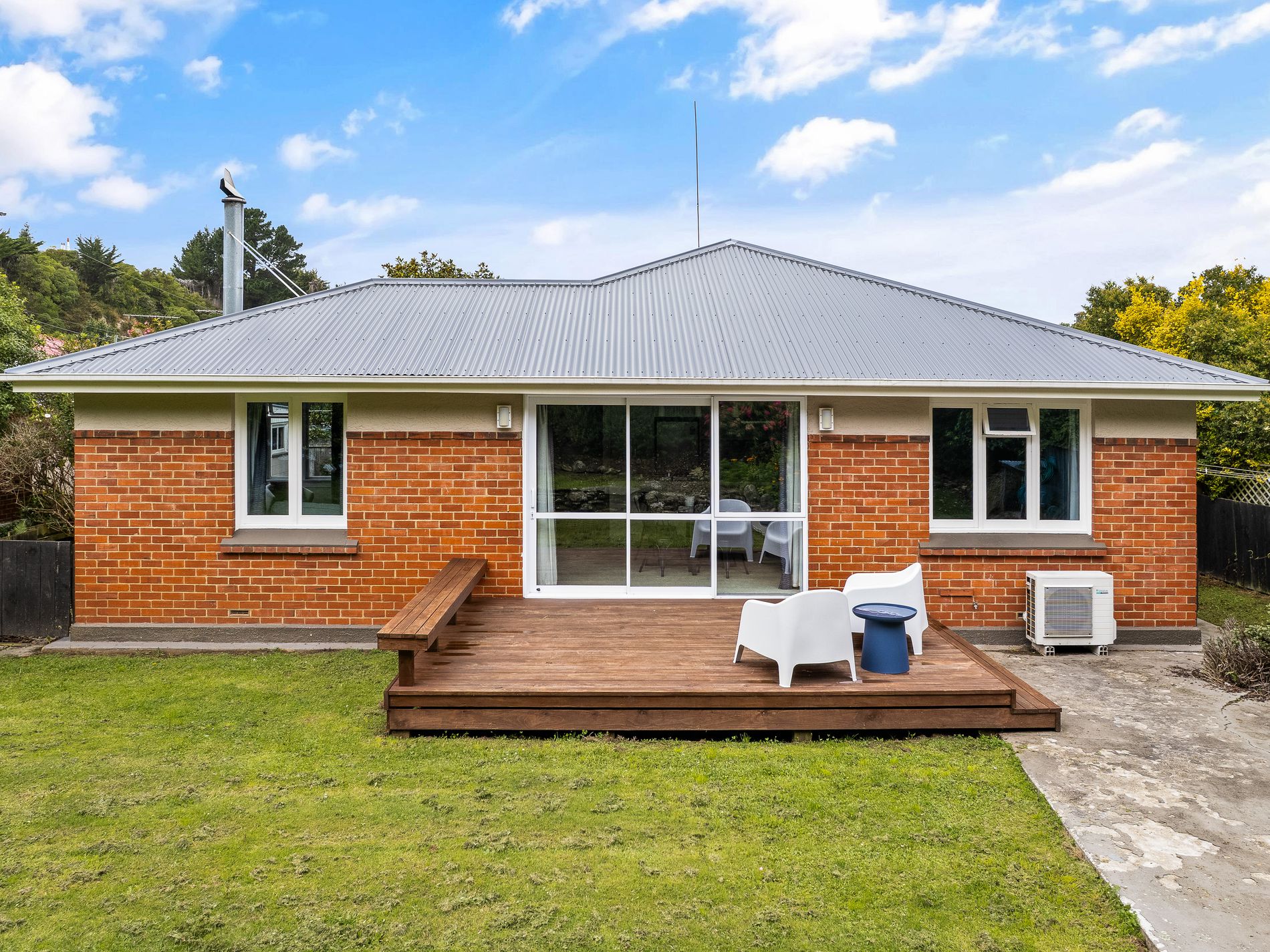 2 Rona Street, Saint Kilda