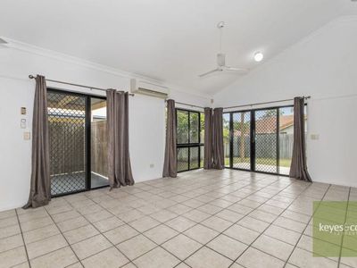 6 Oarsman Place, Douglas