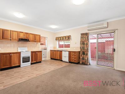 11 / 84 Lambert Street, Bathurst