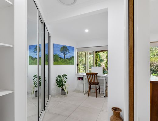 Spacious Single Level Acreage Home with Established and Productive Fruit Trees image 14
