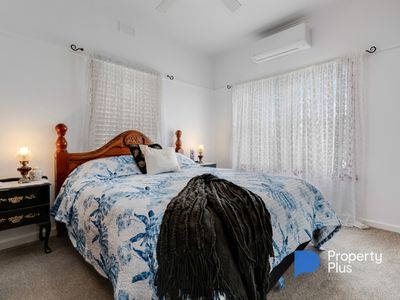 10 ARMSTRONG STREET, Charlton
