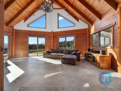 757 Sonnberg Drive, Bonnie Doon