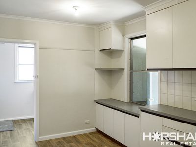 33 Philip Street, Horsham