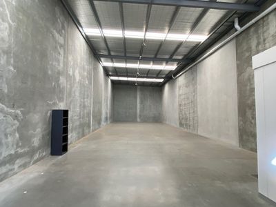 2 / 87 Riverside Avenue, Werribee