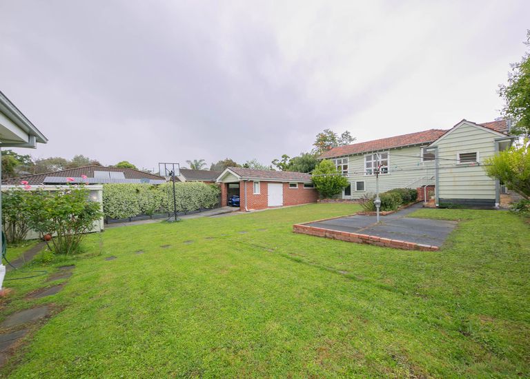 35 Birdwood Street, Box Hill South