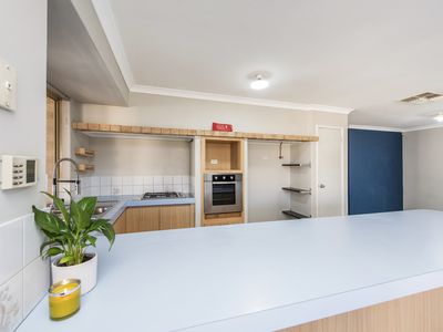 32 Jubilee Drive, Waikiki
