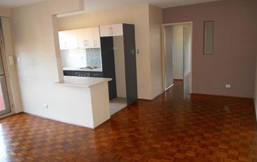 10 / 5 Grose St, Parramatta