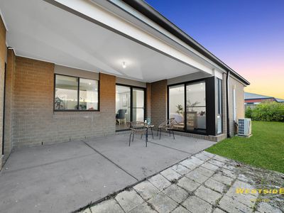 26 Barmera Way, Truganina