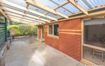 8 Hillman Court, Berwick