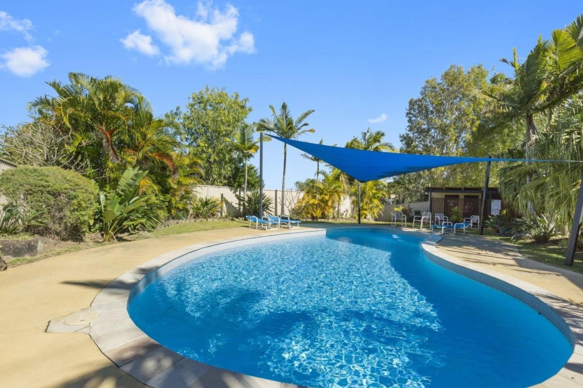 187 / 641 Pine Ridge Road, Biggera Waters