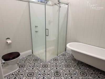 The Old School House / 75 Denham Street, Leadville via, Dunedoo