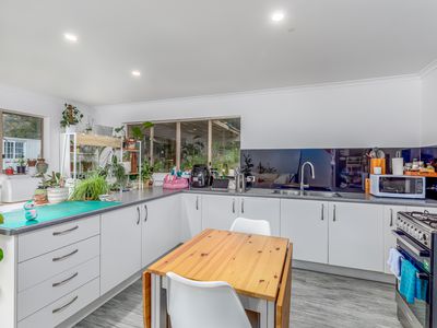 89 Black Pinch Road, Pomona