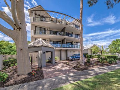 4 / 24 Charles Street, South Perth