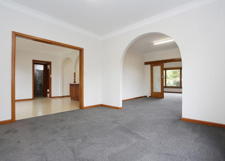 99 Clayton Road, Oakleigh East