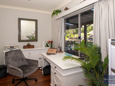 12 Pember Road East, Ocean Beach