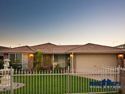18 Gull Way, Narre Warren South