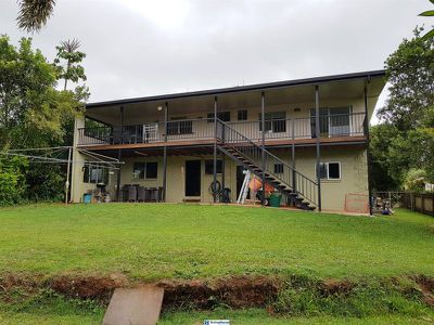8 Crouch Avenue, Atherton