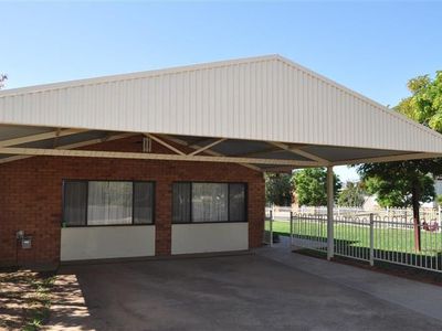 1 Honeysuckle Street, Forbes