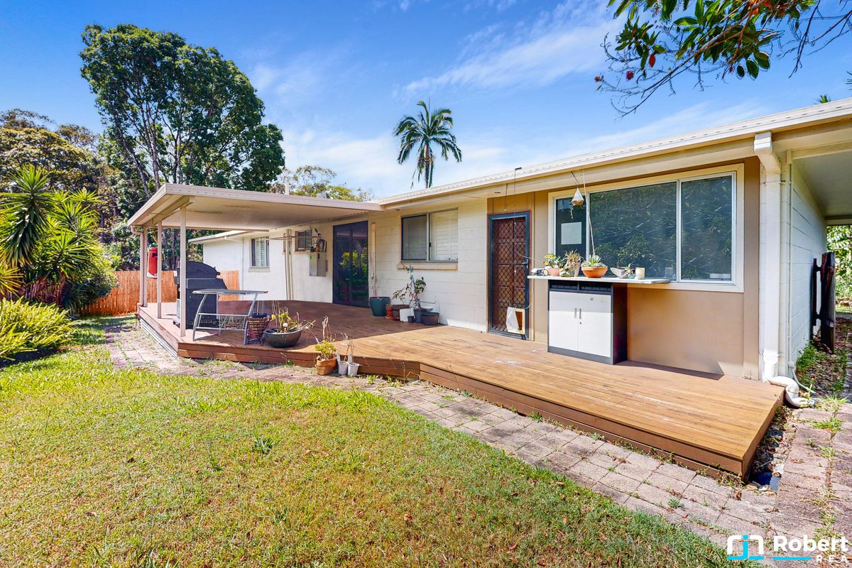 2 Muirfield Crescent, Tewantin