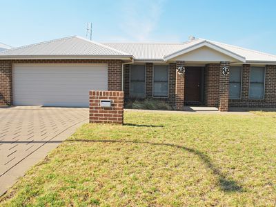 3 Brook Court, Dubbo