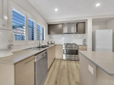 12 Atherton Way, Cranbourne West