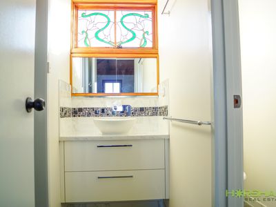 3 Birch Avenue, Horsham