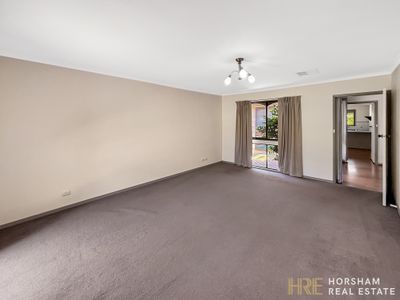 11 Dougherty Street, Horsham