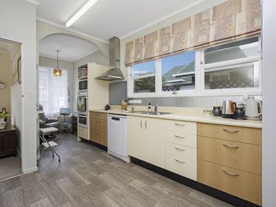11A Arthur Grove, Waikanae