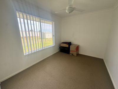 39 Frangipani Drive, Kingaroy