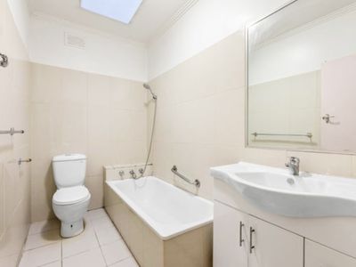 16 Arunta Crescent, Clarinda