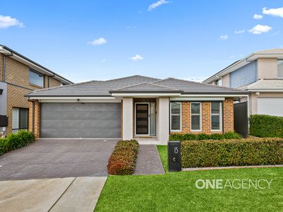 15 Pony Drive, Calderwood